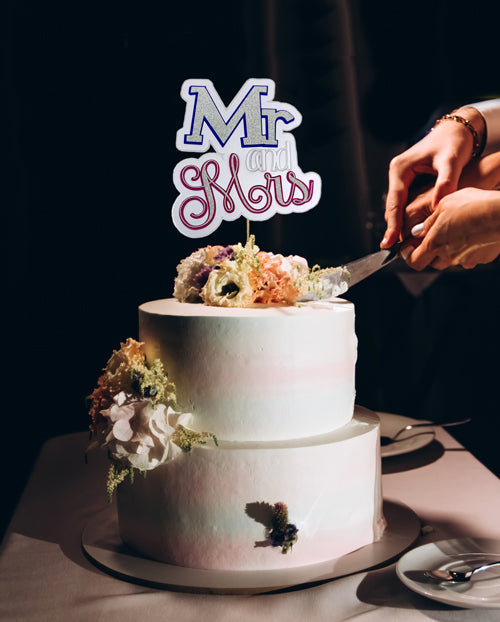 Mr & Mrs Wedding cake topper