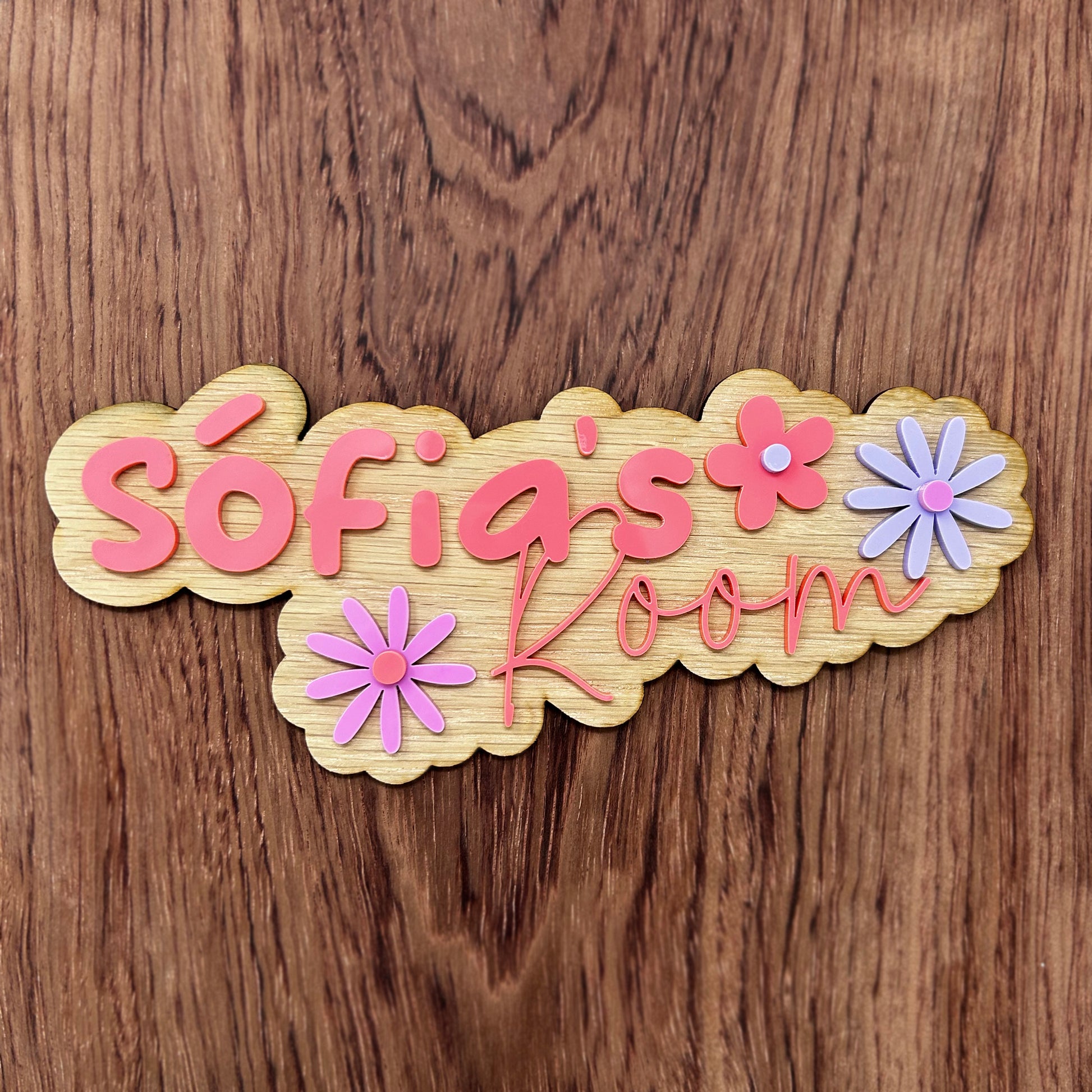 Personalised Door sign with daisies